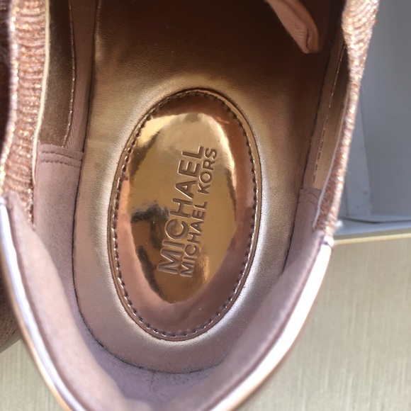 Michael Kors Rose Gold lace-up sneakers - Picture 3 of 4